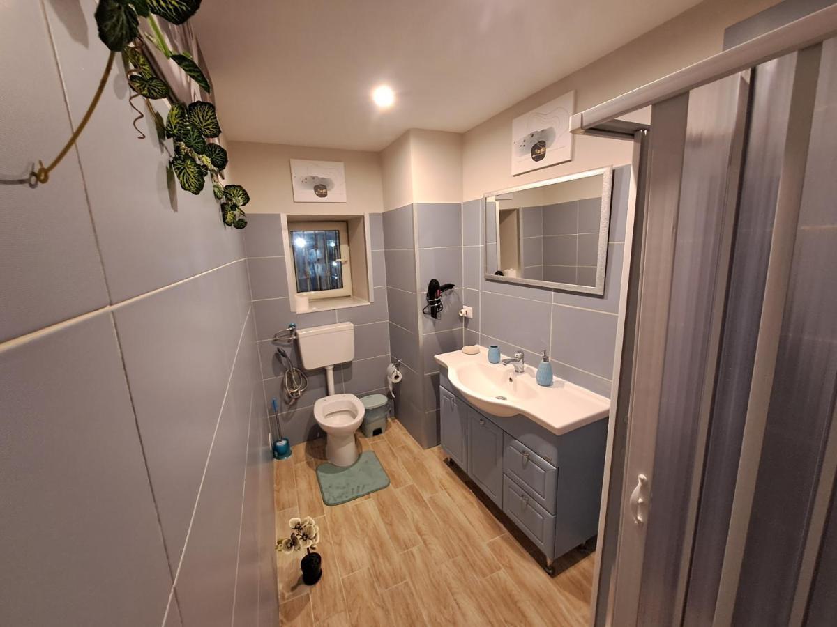 נאפולי Aircraft Services Rooms מראה חיצוני תמונה