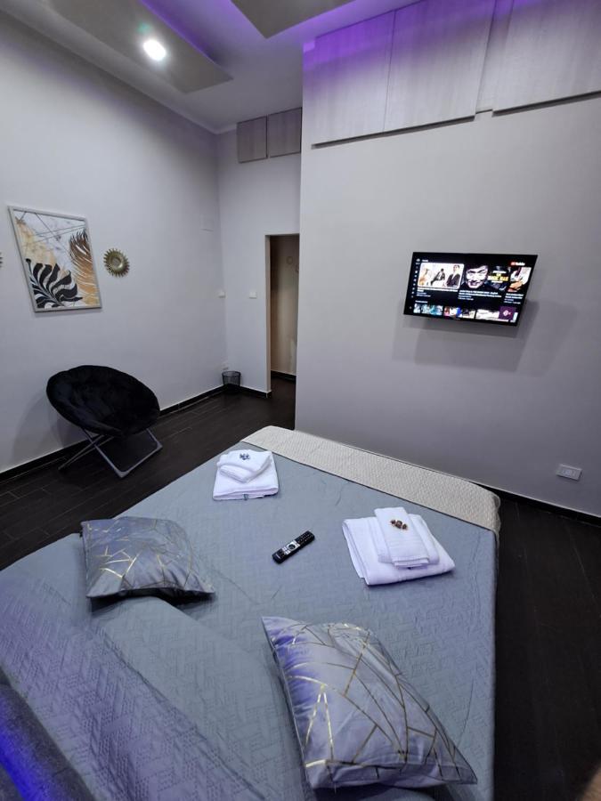 נאפולי Aircraft Services Rooms מראה חיצוני תמונה