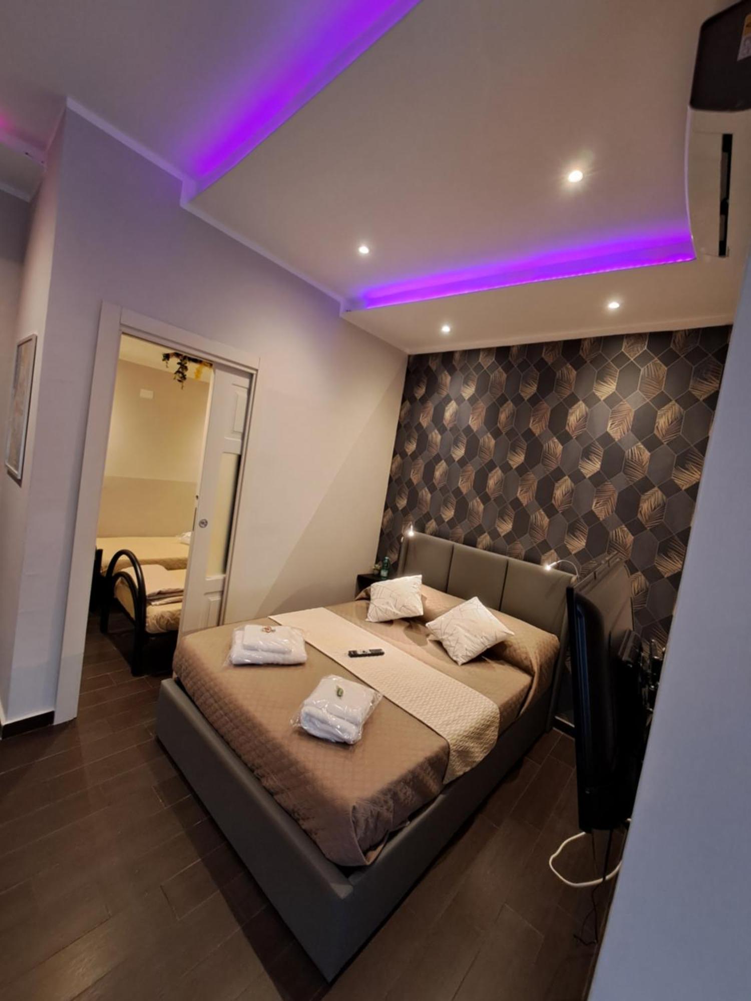 נאפולי Aircraft Services Rooms מראה חיצוני תמונה
