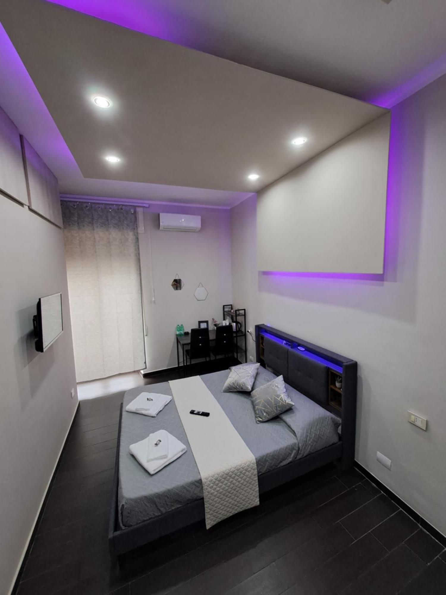 נאפולי Aircraft Services Rooms מראה חיצוני תמונה