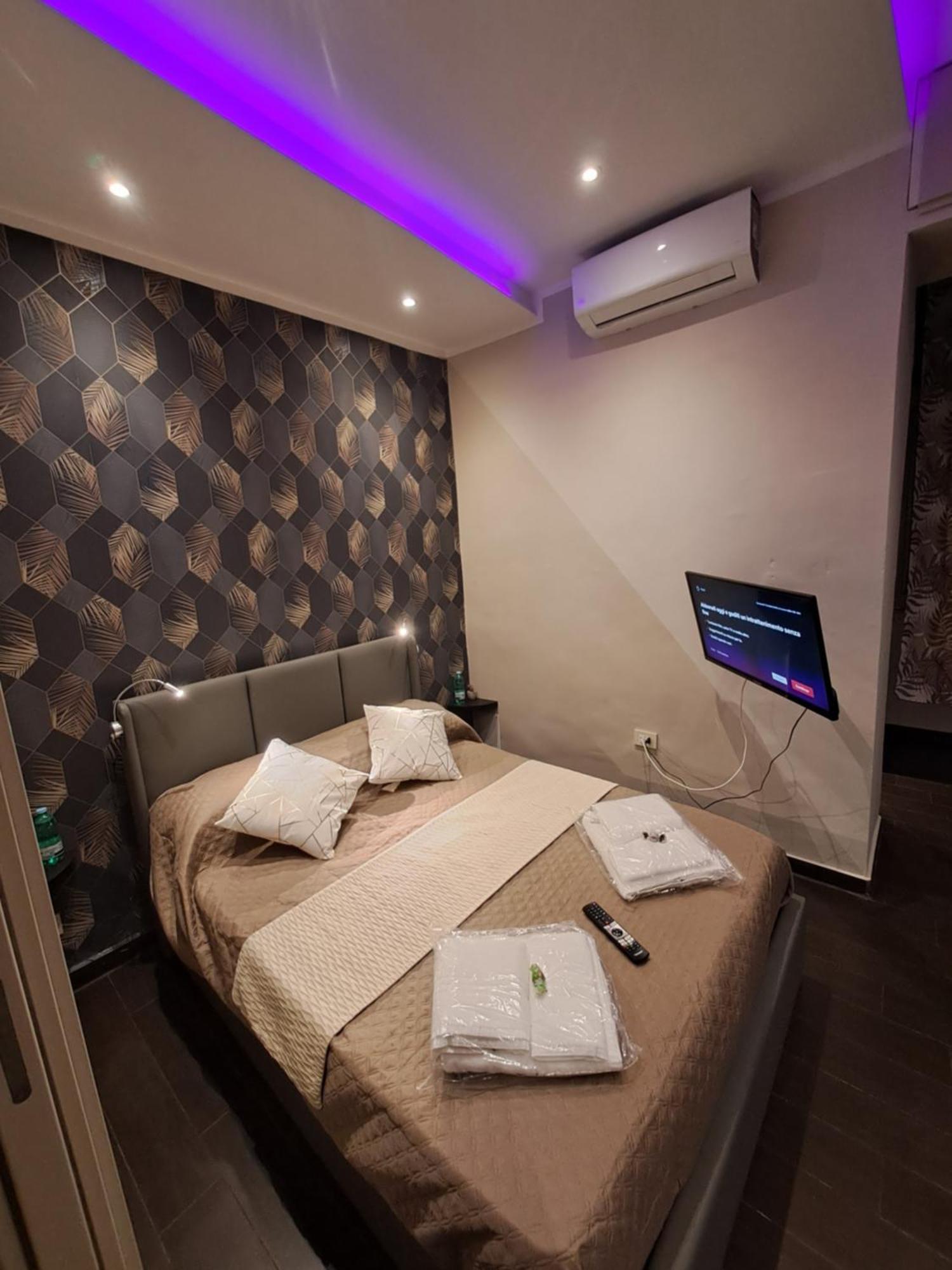 נאפולי Aircraft Services Rooms מראה חיצוני תמונה